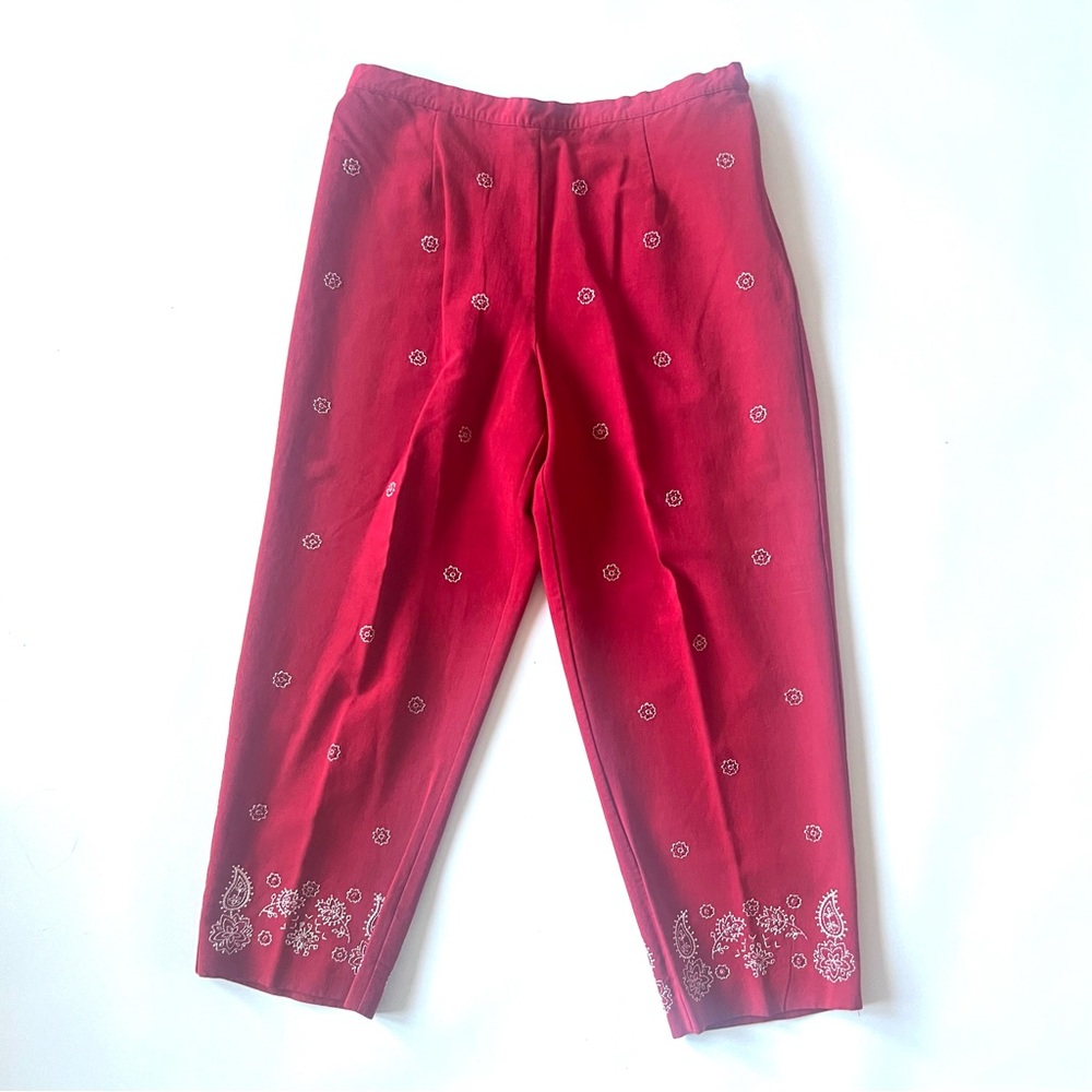 Alfred Dunner Red Cropped Pants with White Beaded Embroidery